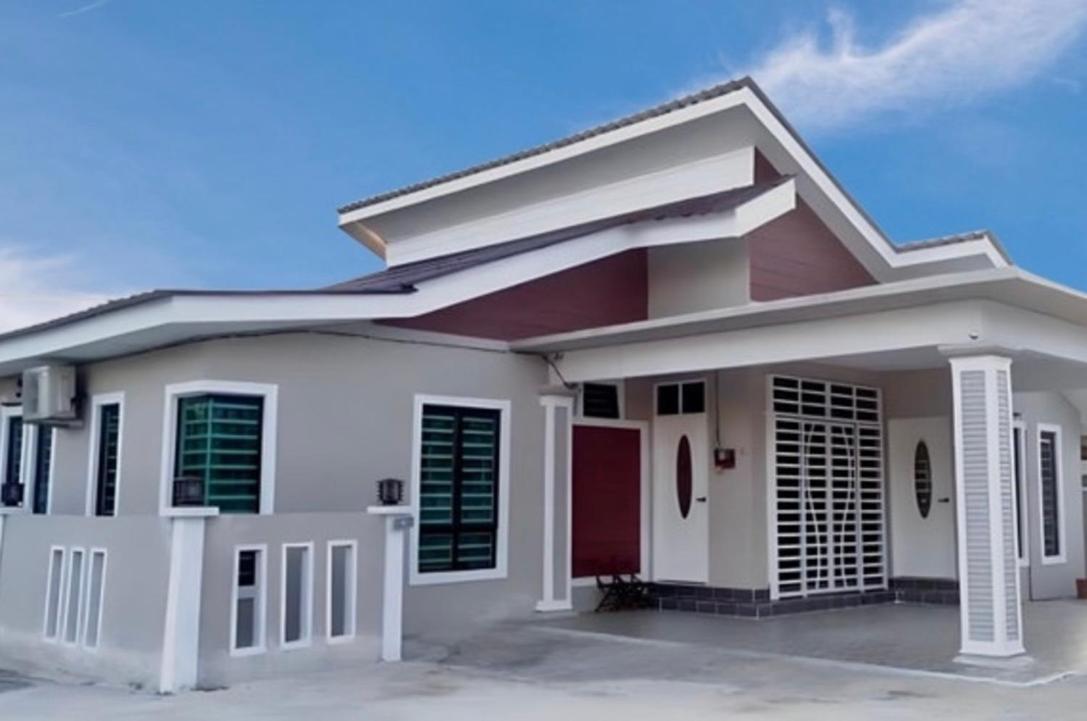 Aina Guest House Kota Bharu Exteriör bild